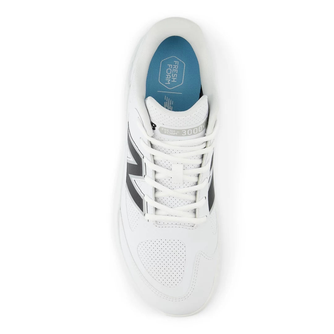 New Balance Fresh Foam 3000v7 Turf-Trainer For Men