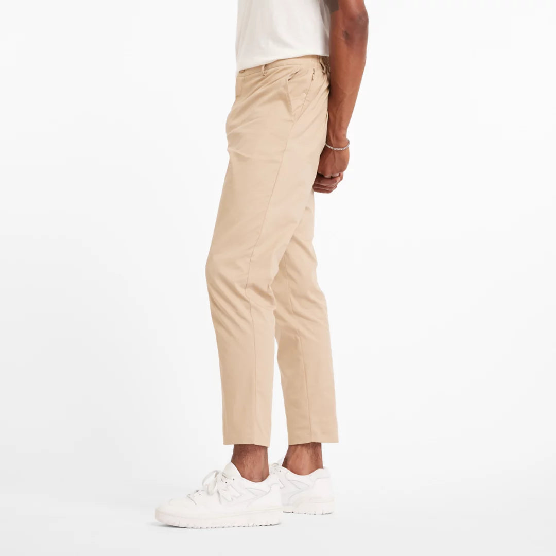 New Balance Athletics Standard Tapered Pant 30" For Men