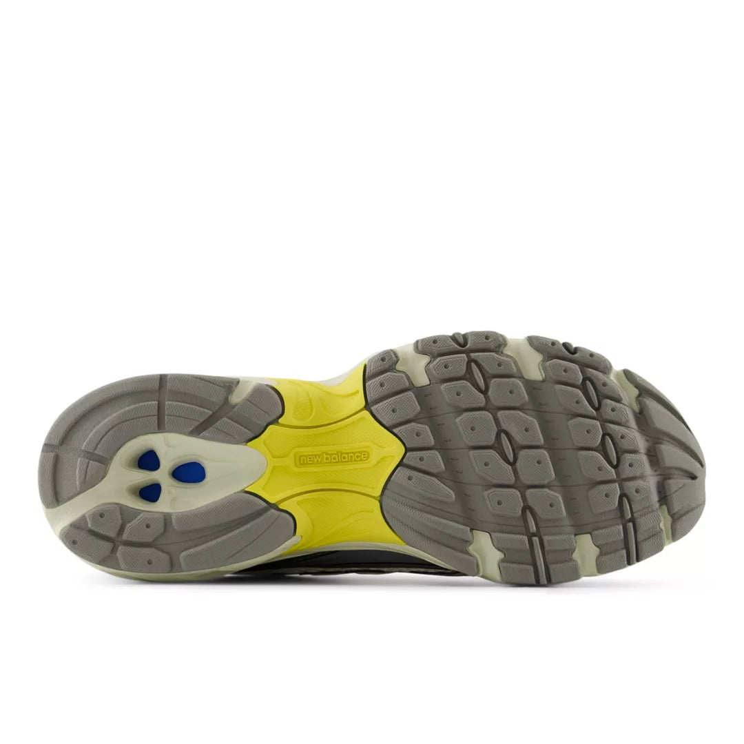 New Balance Warm Skies 740 For Women