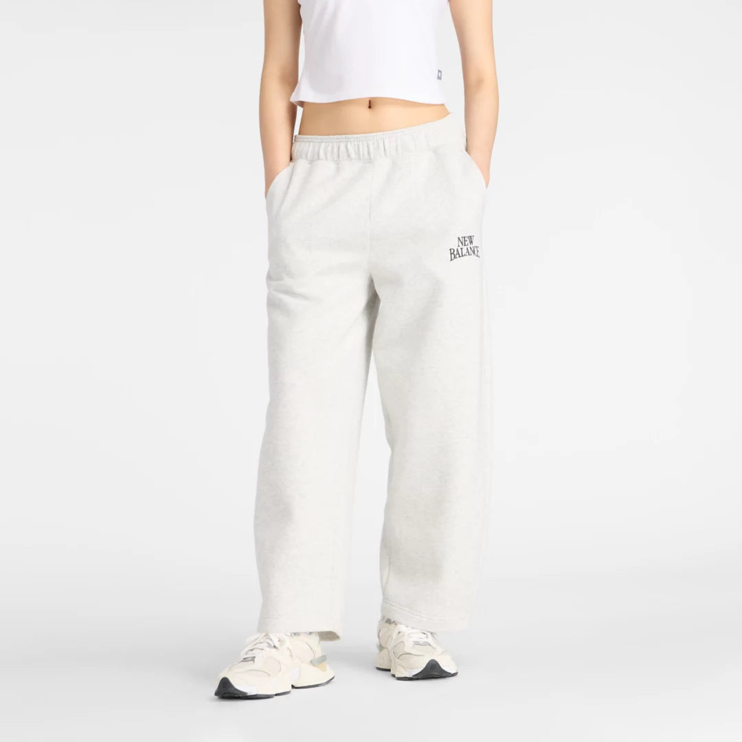 New Balance Trackside Fleece Barrel Pant For Women