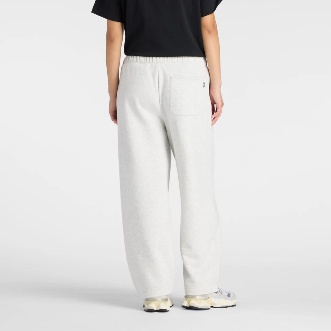 New Balance Trackside Fleece Barrel Pant For Women