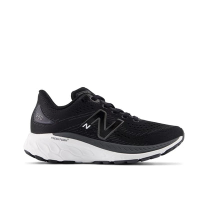 BLACK with NB 103 WHITE and Magnet,11,Standard (M)